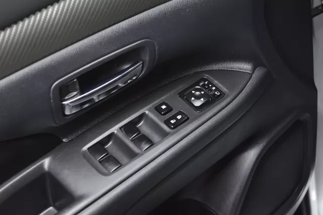 Mitsubishi Outlander 2013