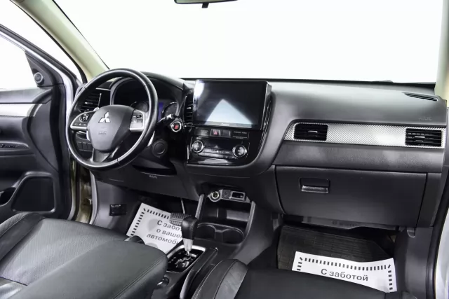 Mitsubishi Outlander 2013