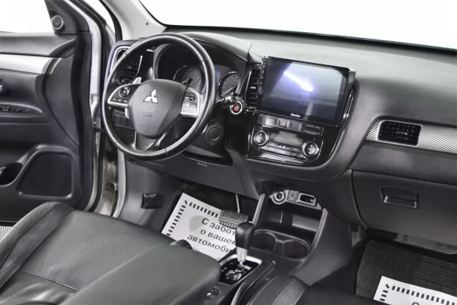 Mitsubishi Outlander 2013