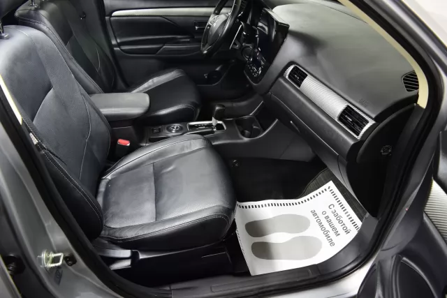 Mitsubishi Outlander 2013