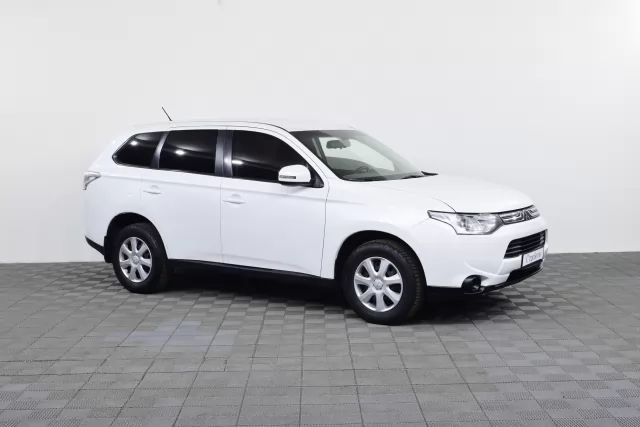 Mitsubishi Outlander 2014