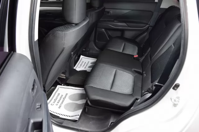 Mitsubishi Outlander 2014