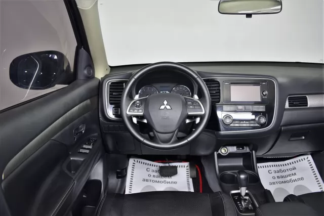 Mitsubishi Outlander 2012