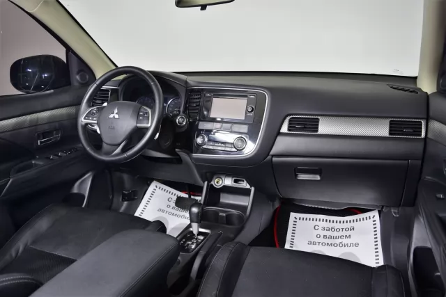 Mitsubishi Outlander 2012