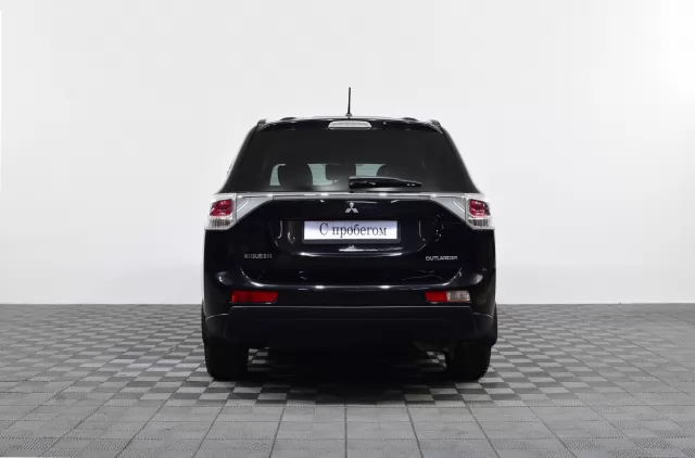 Mitsubishi Outlander 2012
