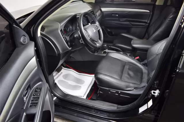 Mitsubishi Outlander 2012