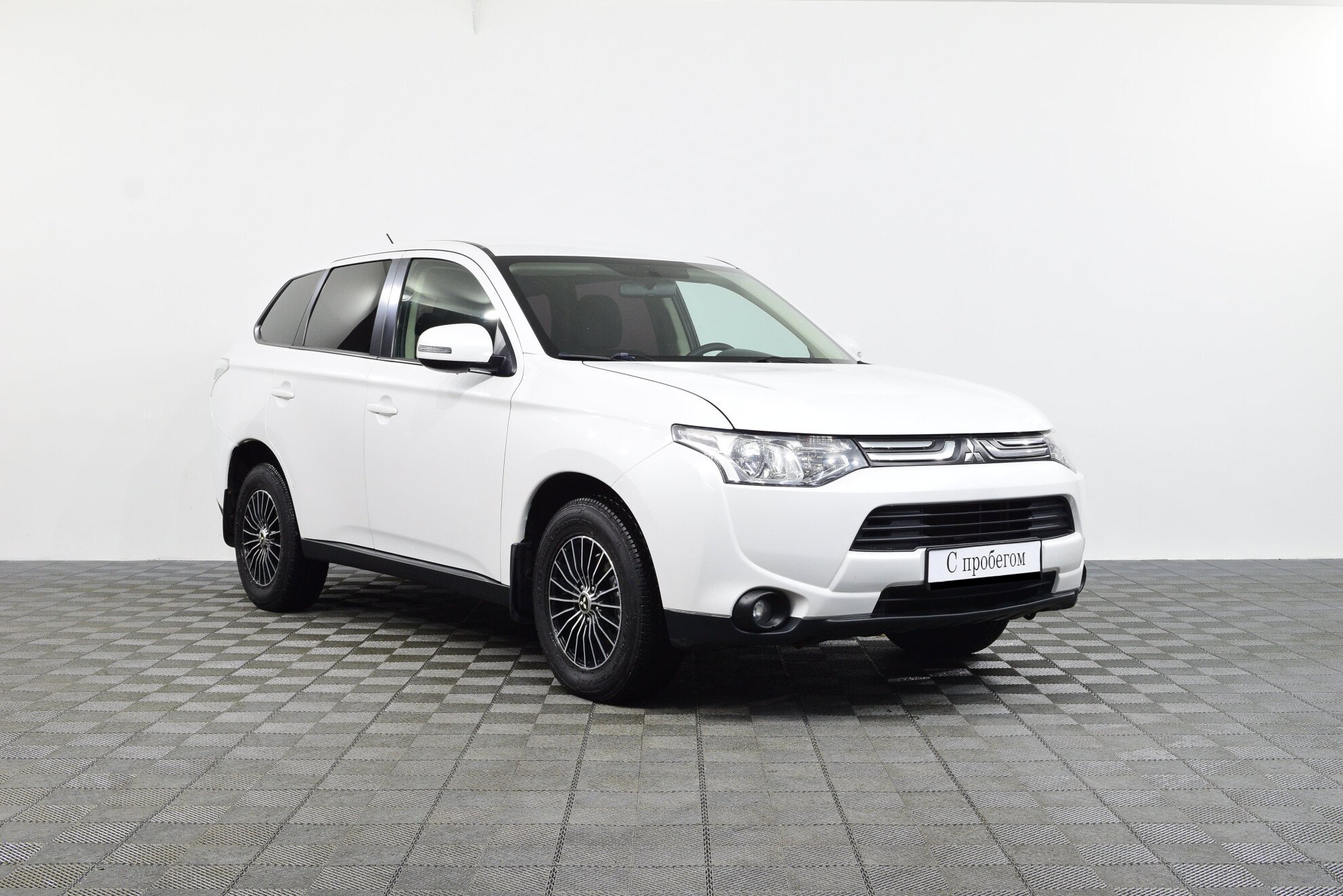 Mitsubishi Outlander 2014