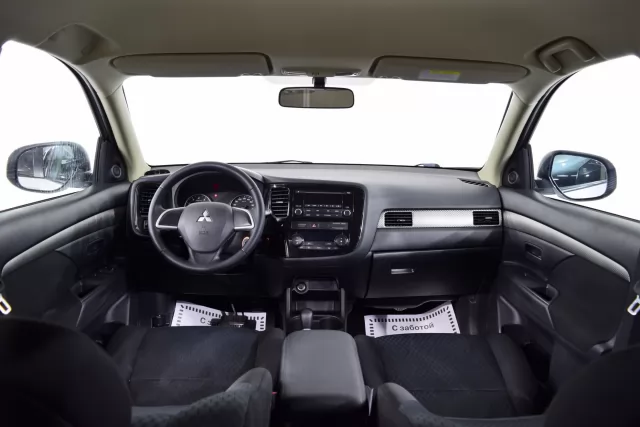 Mitsubishi Outlander 2014
