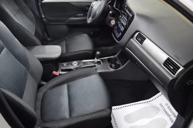 Mitsubishi Outlander 2014