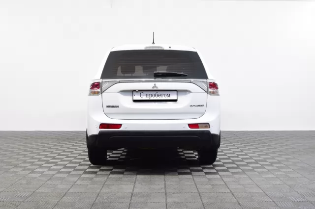 Mitsubishi Outlander 2014