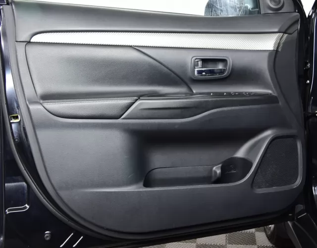 Mitsubishi Outlander 2013