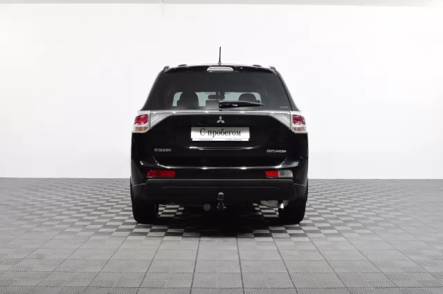 Mitsubishi Outlander 2013