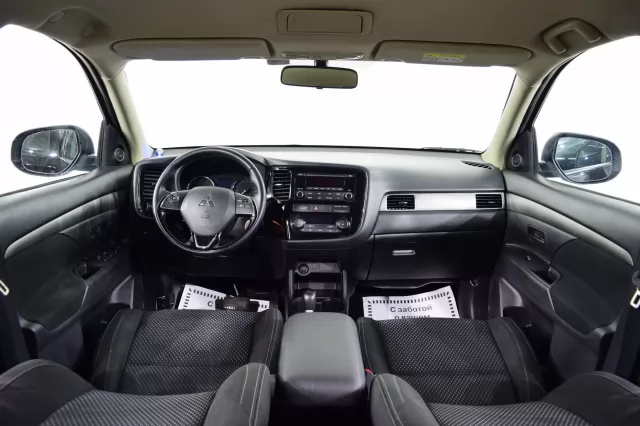 Mitsubishi Outlander 2018