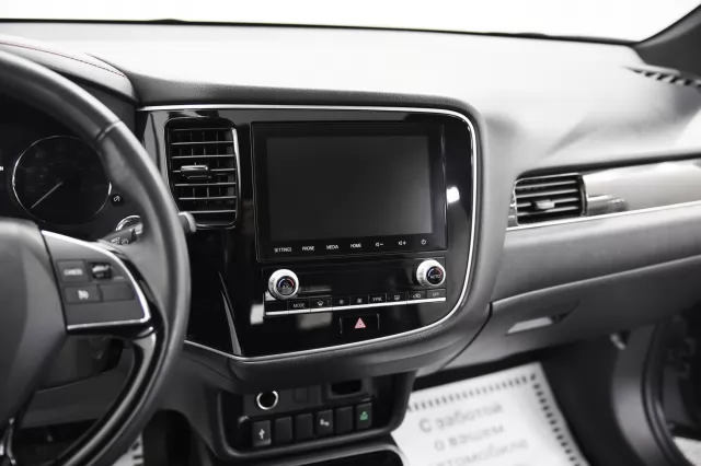 Mitsubishi Outlander 2018