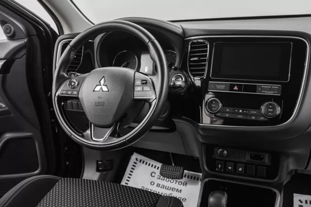 Mitsubishi Outlander 2019