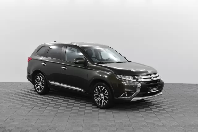 Mitsubishi Outlander 2020