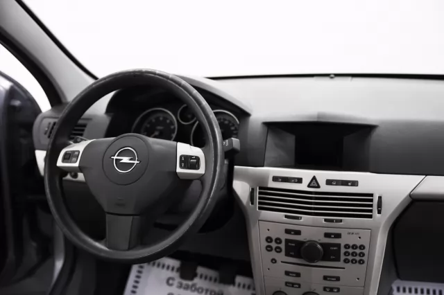 Opel Astra 2014