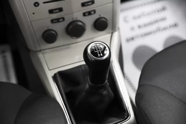 Opel Astra 2014