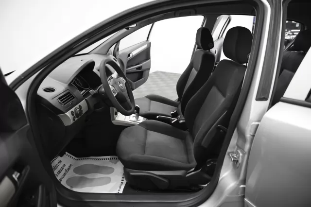 Opel Astra 2014