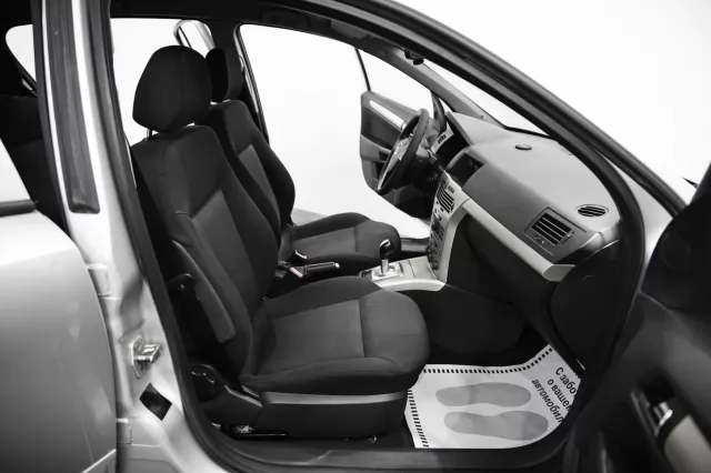 Opel Astra 2014
