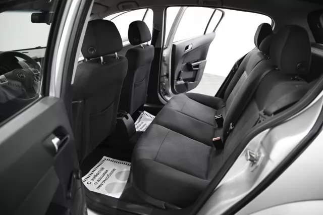 Opel Astra 2014