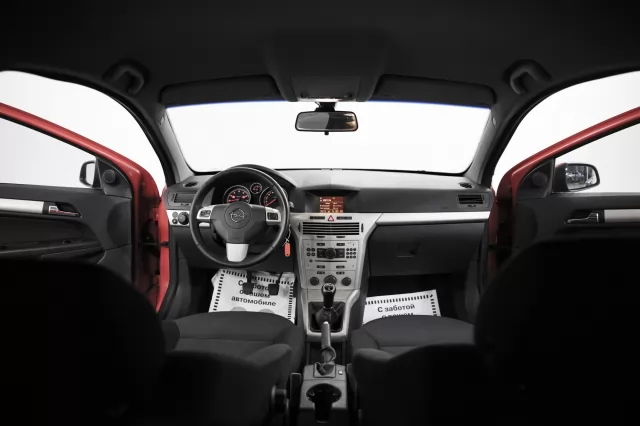 Opel Astra 2014