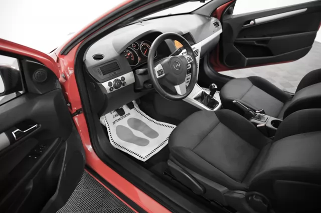 Opel Astra 2014