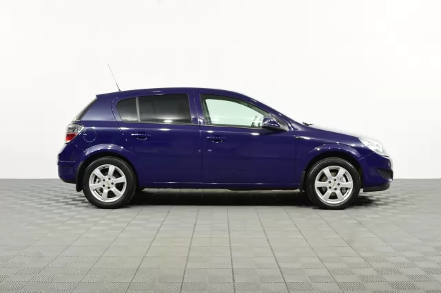 Opel Astra 2014