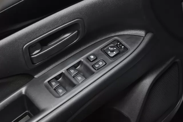 Mitsubishi Outlander 2021