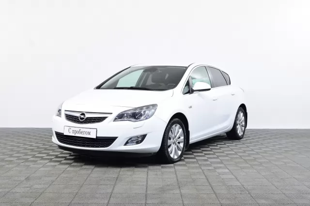 Opel Astra 2012