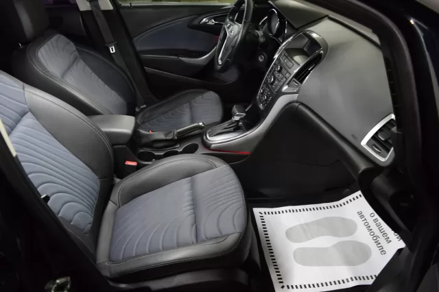 Opel Astra 2015