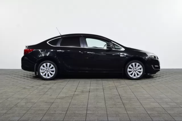 Opel Astra 2015