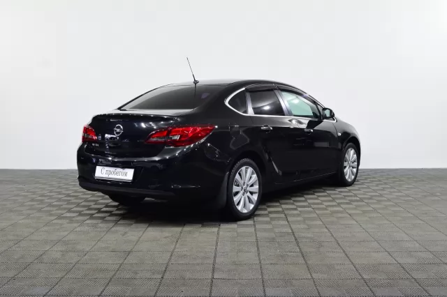 Opel Astra 2015
