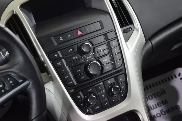 Opel Astra 2015