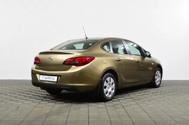 Opel Astra 2015
