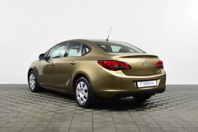 Opel Astra 2015