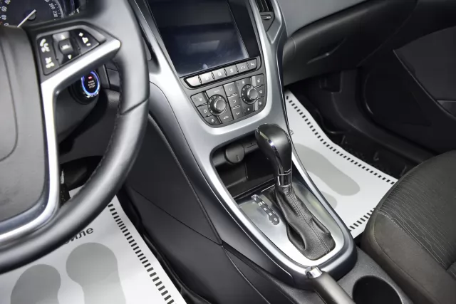 Opel Astra 2015