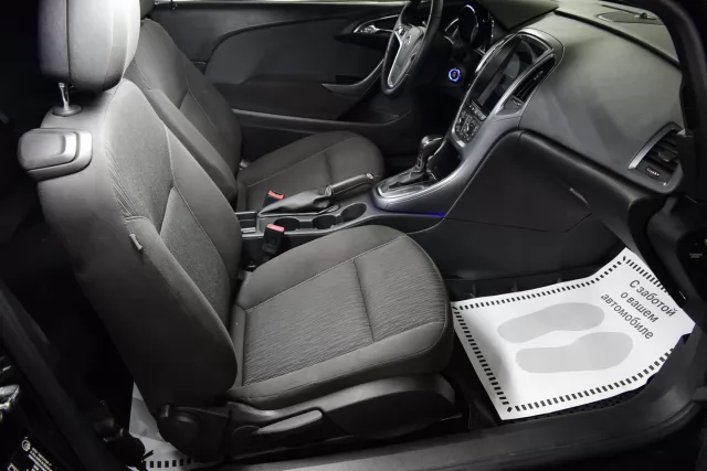 Opel Astra 2015