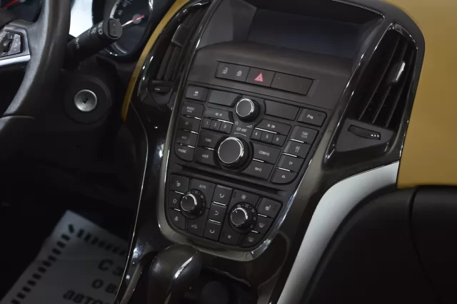 Opel Astra 2015