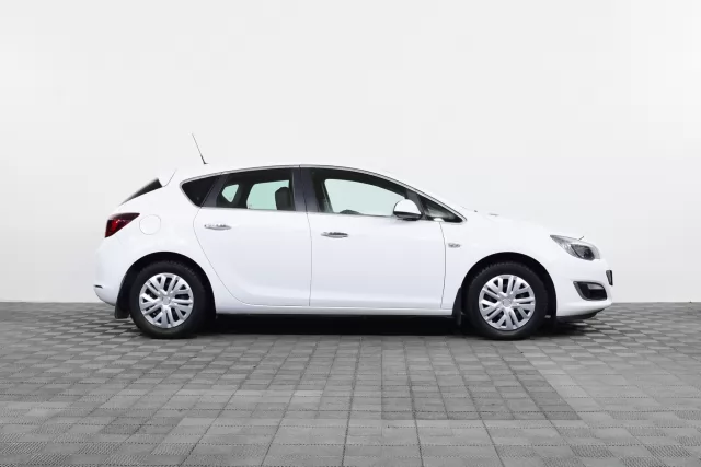 Opel Astra 2015