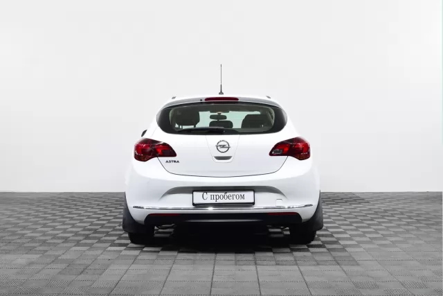 Opel Astra 2015