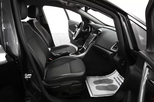Opel Astra 2015