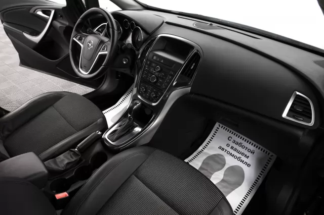 Opel Astra 2015