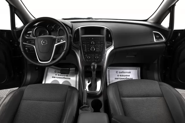 Opel Astra 2015