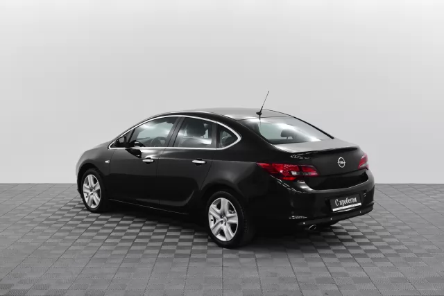 Opel Astra 2015