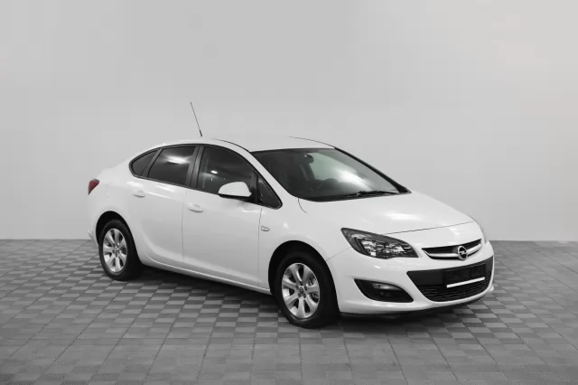 Opel Astra 2015