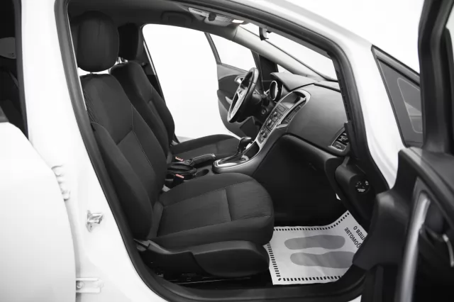 Opel Astra 2015