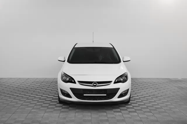 Opel Astra 2015