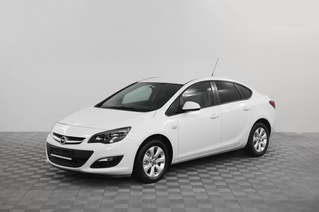 Opel Astra 2015