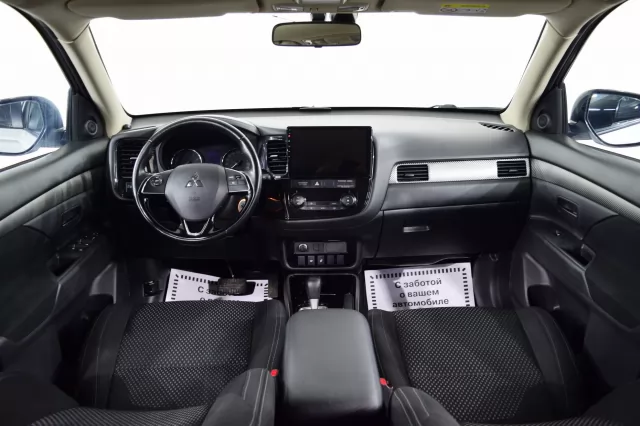 Mitsubishi Outlander 2021